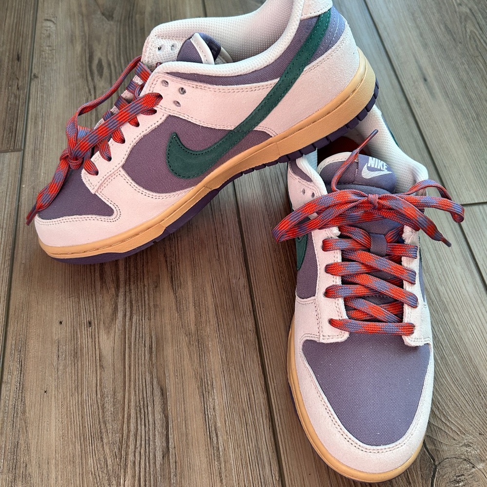 Nike Dunk low Daybreak new in box